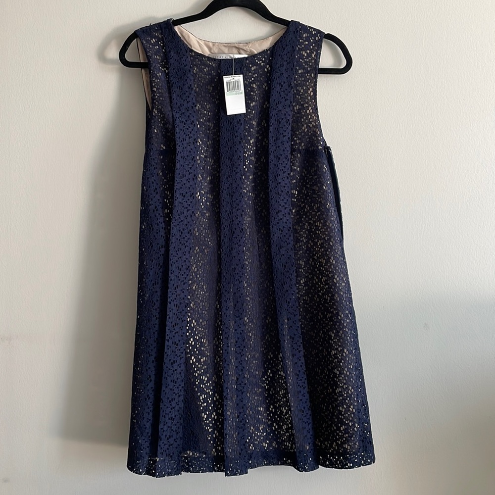 Susana Monaco Nightfall Navy Dove Lace Overlay Shift Dress - sz 8